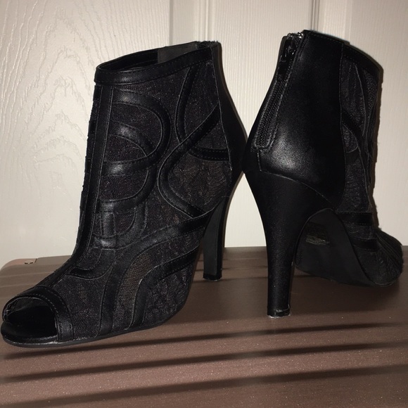 Black Bootie - Picture 5 of 5